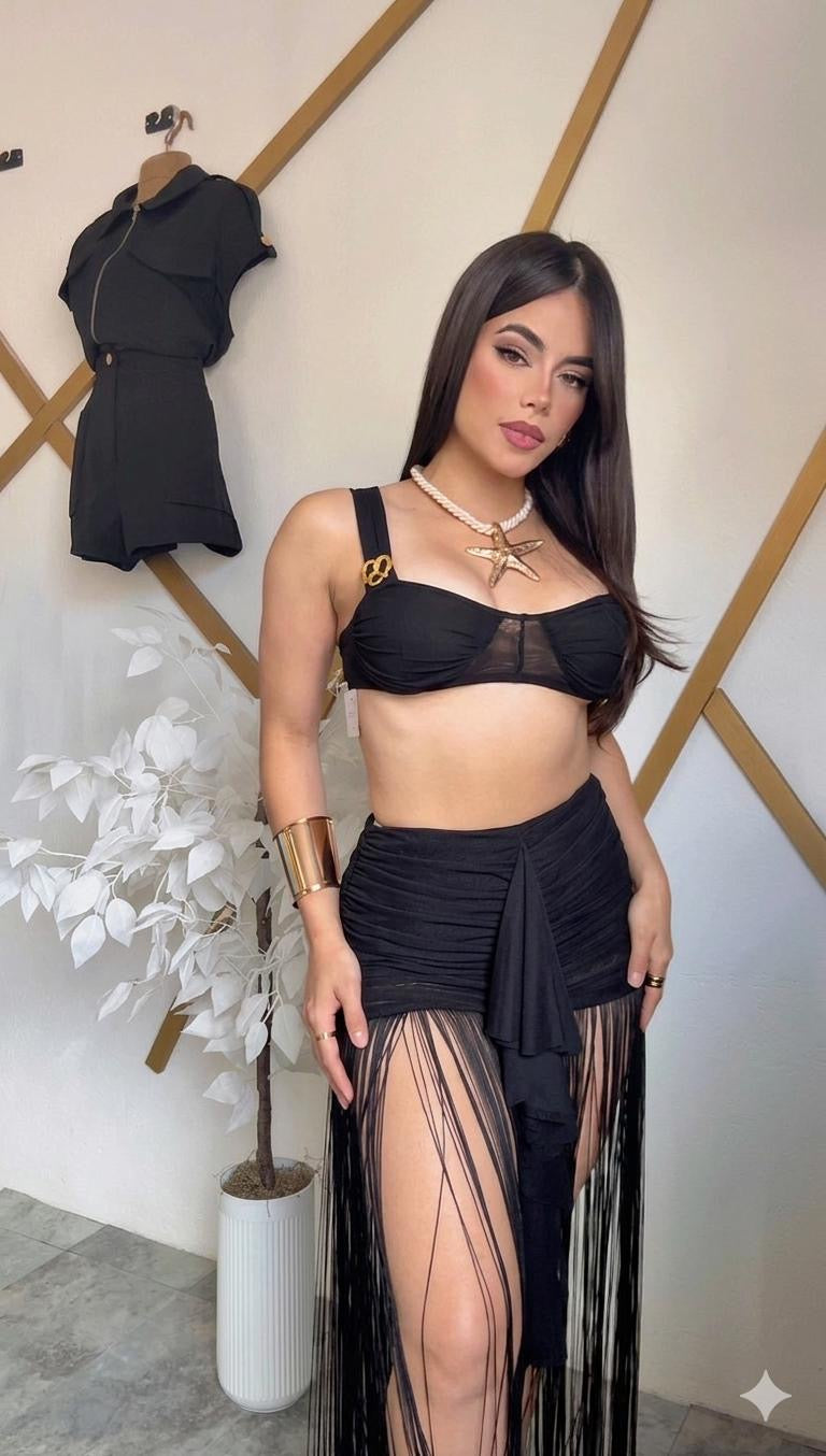 Roma Black Fringe Set