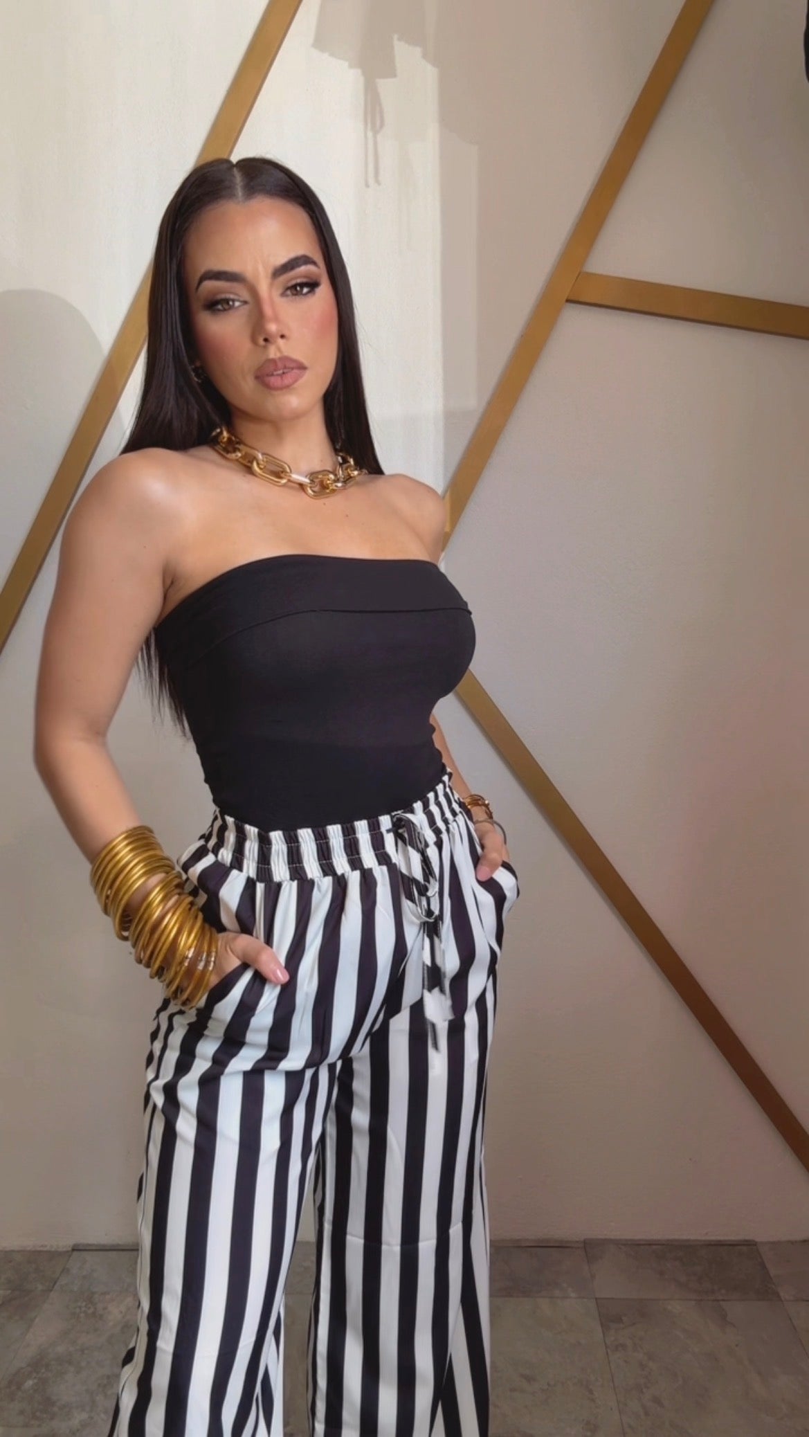 Tube Black Top